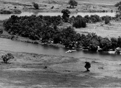 kongofloden_web.JPG (33875 bytes)